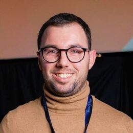 Arkadiusz Jóżwiak, Editor-in-Chief at Comparic.pl_id_74b910c6-b0a7-4ced-af10-c60c2b07ee8c_size260.jpg